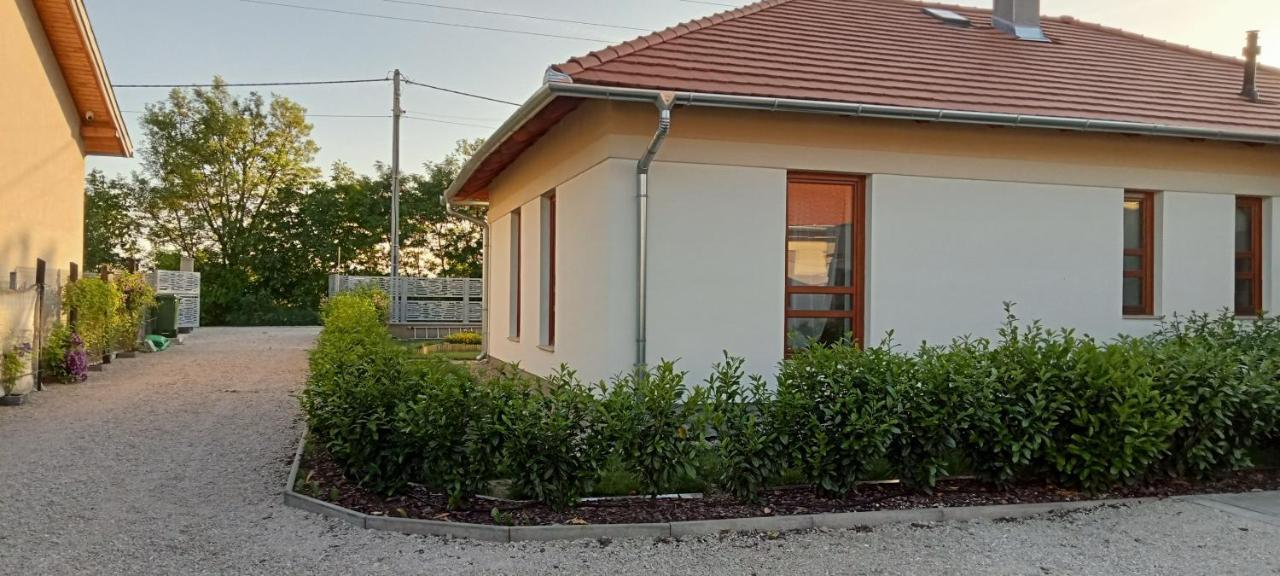 Bíbic Apartman A Kapolnasnyek Exteriér fotografie